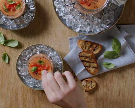 Dies ist Schritt Nr. 5 der Anleitung, wie man das Rezept Klassische Gazpacho zubereitet.