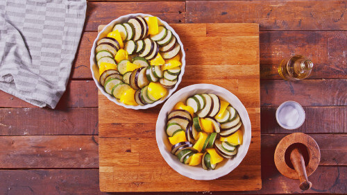 Dies ist Schritt Nr. 1 der Anleitung, wie man das Rezept Geschichtetes Ratatouille mit Kräutercouscous zubereitet.