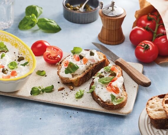 Dies ist Schritt Nr. 1 der Anleitung, wie man das Rezept Tomatenquark zubereitet.