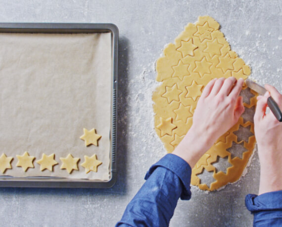 Dies ist Schritt Nr. 2 der Anleitung, wie man das Rezept Butterplätzchen zubereitet.