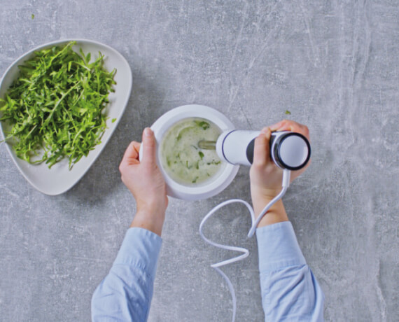 Dies ist Schritt Nr. 1 der Anleitung, wie man das Rezept Rucola-Pfannkuchen mit Hackfleisch zubereitet.