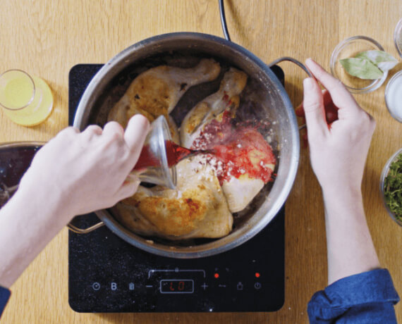 Dies ist Schritt Nr. 2 der Anleitung, wie man das Rezept Coq au vin zubereitet.