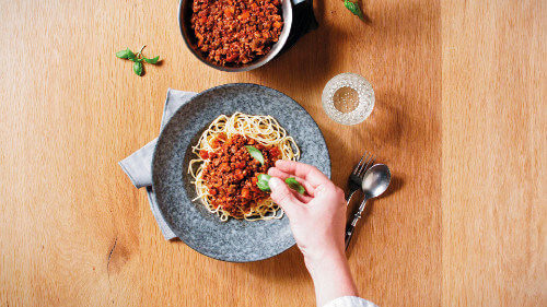 Dies ist Schritt Nr. 4 der Anleitung, wie man das Rezept Spaghetti mit Vemondo Bolognese zubereitet.