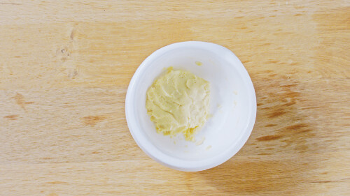 Dies ist Schritt Nr. 1 der Anleitung, wie man das Rezept Veganer Pflaumenkuchen mit Streuseln zubereitet.