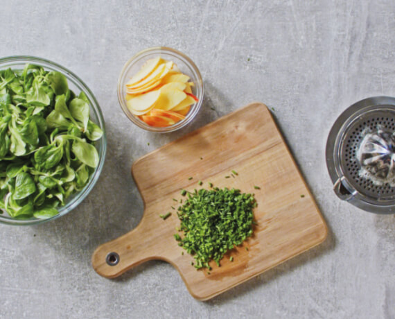 Dies ist Schritt Nr. 4 der Anleitung, wie man das Rezept Veganer Wellington-Braten mit Feldsalat zubereitet.