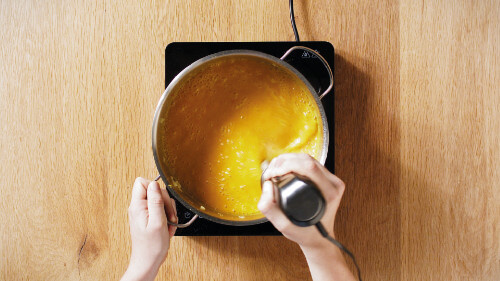 Dies ist Schritt Nr. 3 der Anleitung, wie man das Rezept Klassische Kürbissuppe zubereitet.
