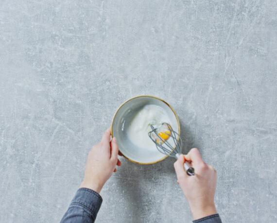 Dies ist Schritt Nr. 5 der Anleitung, wie man das Rezept Hefezopf-Rezept mit Pudding zubereitet.