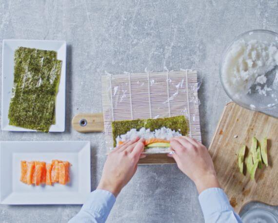 Dies ist Schritt Nr. 5 der Anleitung, wie man das Rezept Maki Sushi selber machen zubereitet.