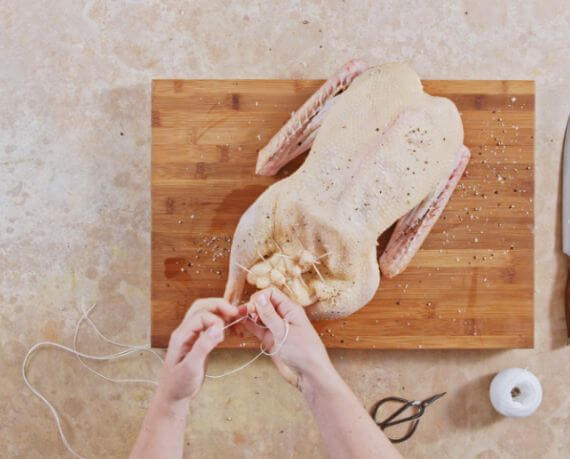 Dies ist Schritt Nr. 4 der Anleitung, wie man das Rezept Gans vorbereiten zubereitet.