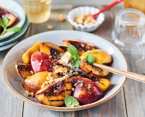 Gegrillte Nektarine mit Vanille