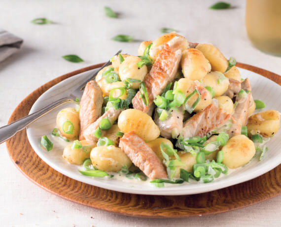 Schnitzel-Gnocchi-Pfanne mit Bohnen