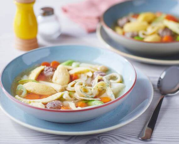 Klassische Hochzeitssuppe