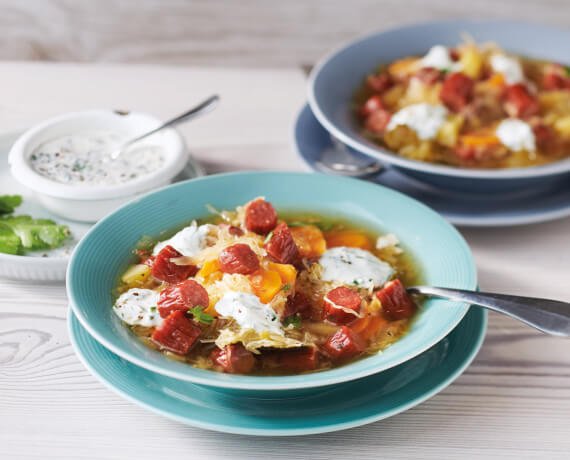 Sauerkrautsuppe mit Cabanossi