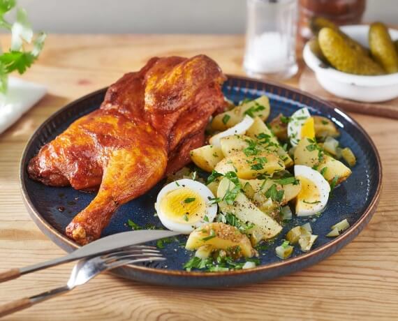 Brathähnchen mit rustikalem Kartoffelsalat