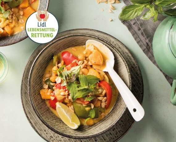 [Schnell &amp; einfach] Süßkartoffel-Kichererbsen-Curry mit Erdnüssen ...