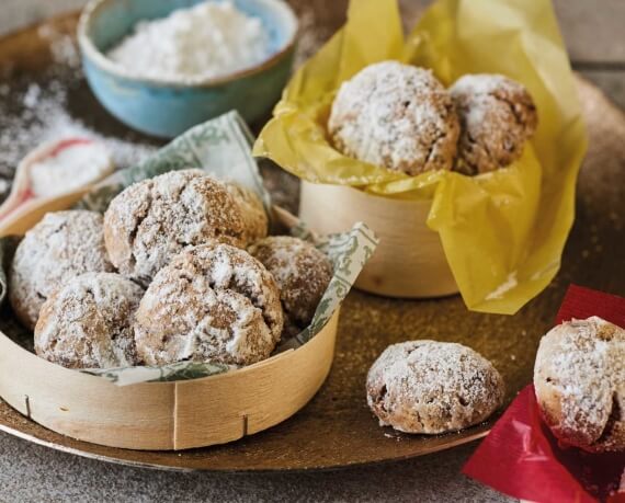 Haselnuss-Schoko-Schneeballen