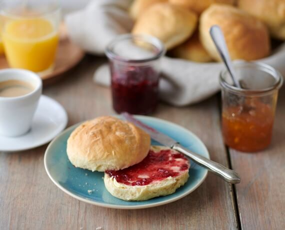 Apfelmus-Frühstücks-Brötchen