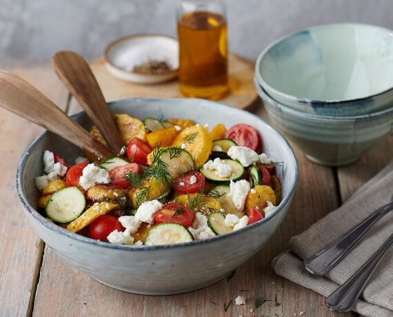 Röstkartoffel-Salat mit Tomaten und Feta