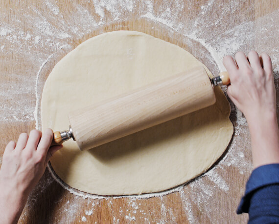 Dies ist Schritt Nr. 3 der Anleitung, wie man das Rezept Klassischer Zwiebelkuchen zubereitet.