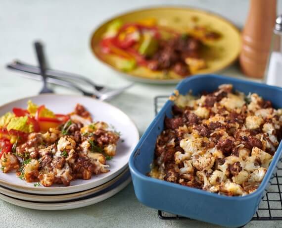 Low-Carb-Hackfleischauflauf mit Blumenkohl