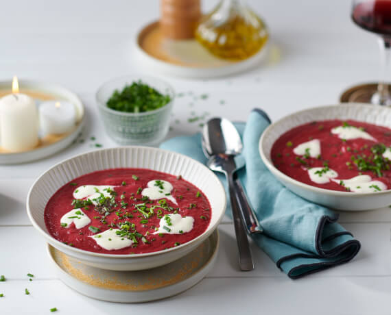 Marmorierte Rote-Bete-Suppe