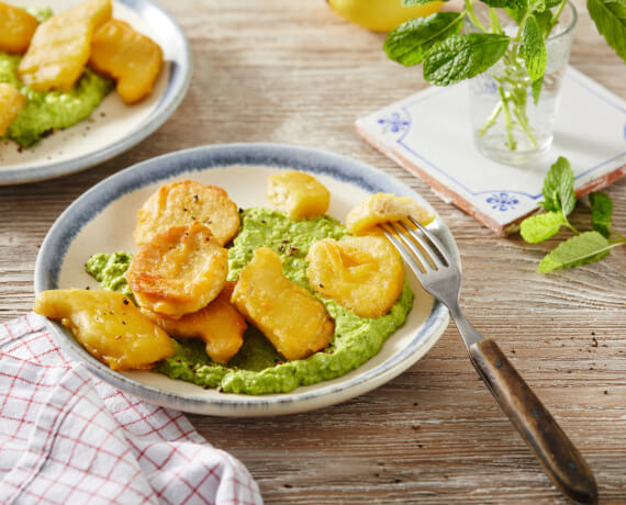 Vegane Nuggets mit Erbsen-Dip