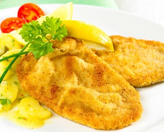 Schnitzel Wiener Art mit Kartoffelsalat