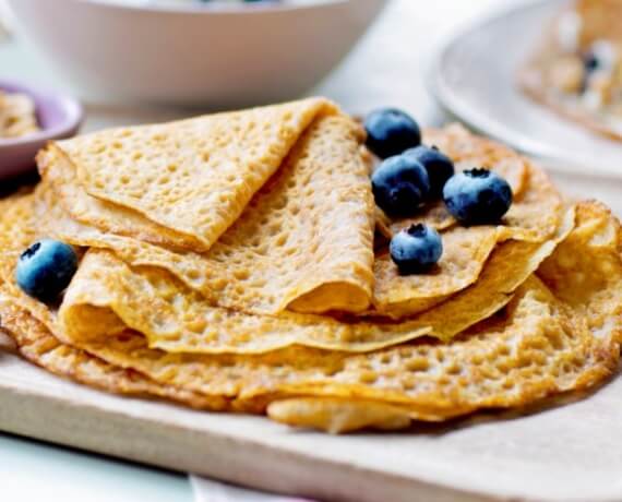 [Schnell &amp; einfach] Dinkel-Crêpes mit Blaubeerquark | LIDL Kochen