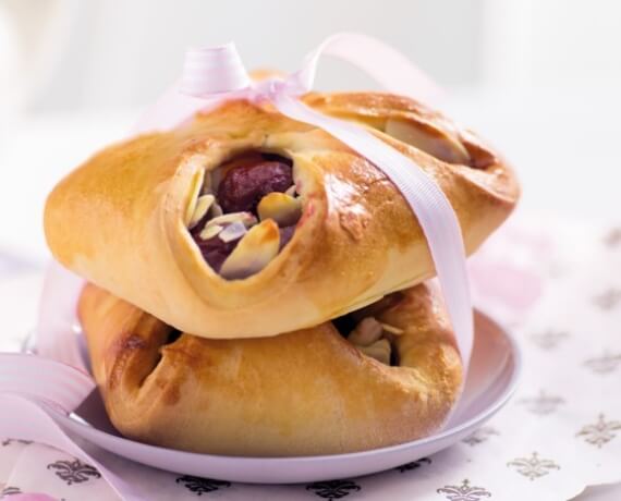 Kirsch-Mandel-Taschen