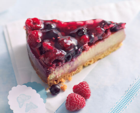 Cheesecake mit Beerenguss