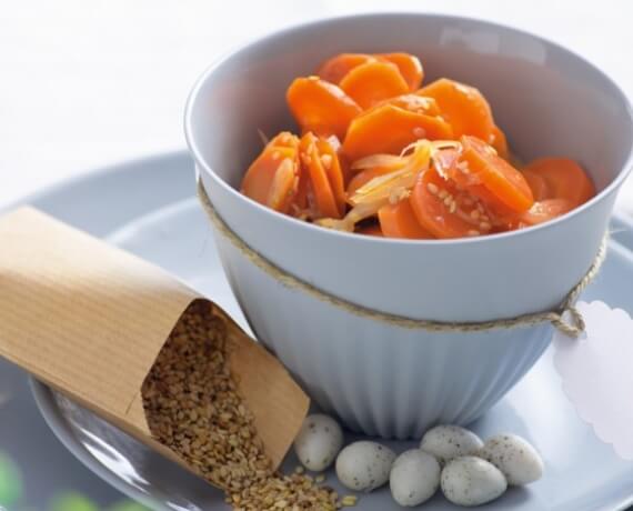 Karotten-Sesam-Gemüse