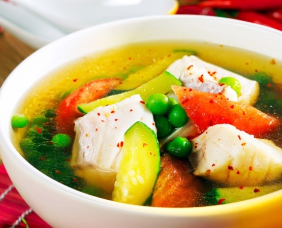 Asiatische Fischsuppe