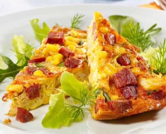 Maisfrittata mit Avocadodip