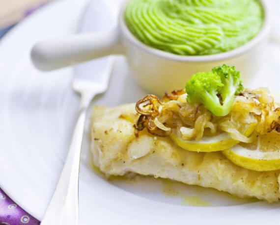 Fisch mit Brokkoli-Kartoffelpüree