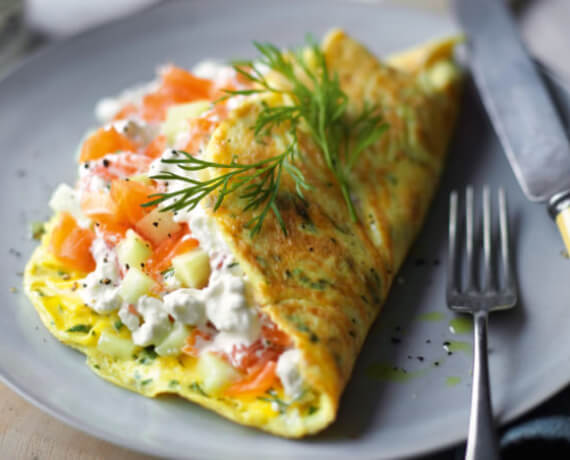 [Schnell &amp; einfach] Omeletts mit Lachs &amp; Hüttenkäse | LIDL Kochen