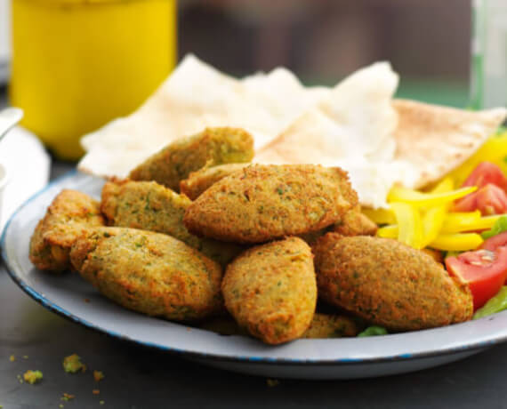 Falafel im Fladenbrot