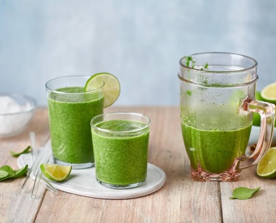 Grüner Smoothie mit Hanf