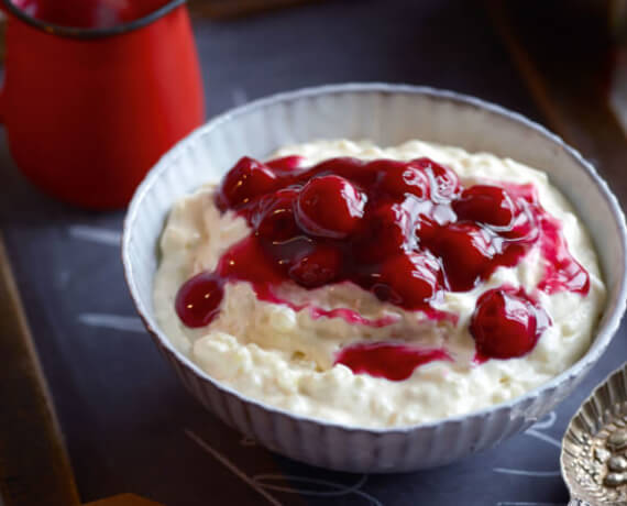 Milchreis mit Kirschen