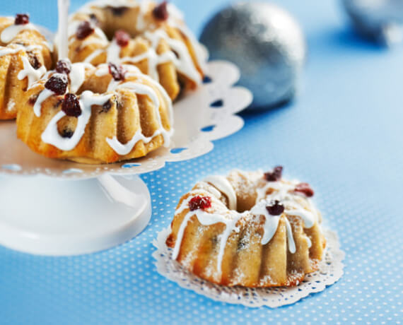 Zitronen-Gugelhüpfchen mit Cranberries