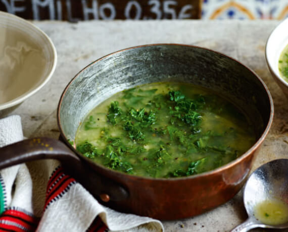 Caldo verde (portugiesische grüne Suppe)