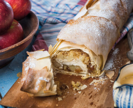 Apfelstrudel im Blätterteig