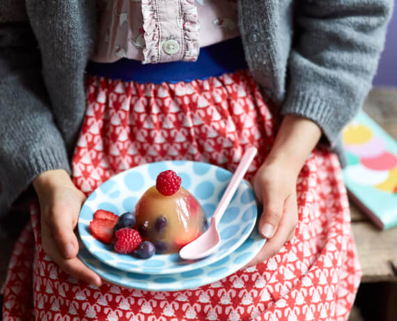 Wackelpudding mit Beeren