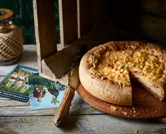 [Schnell &amp; einfach] Brot mit Emmentaler-Feta-Füllung | LIDL Kochen
