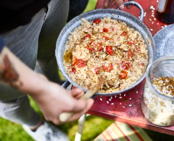 Risotto mit Tomaten und Walnüssen