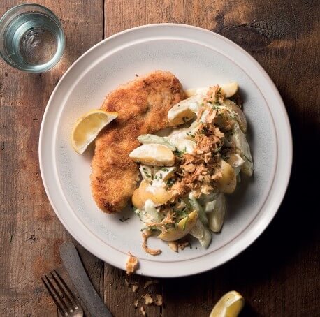 Schnitzel mit Mayo-Kartoffelsalat