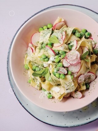 Pappardelle mit Erbsen und Minze