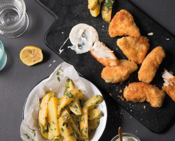 Gebackenes Hähnchen mit Gremolata-Kartoffel-Salat und Zitronen-Mayonnaise