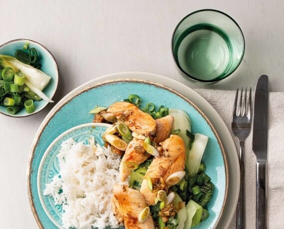 Orangen-Hähnchen vom Filet mit Pak Choi und Jasmin-Reis