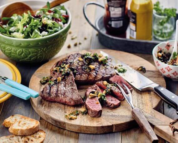 Rinderhüftsteaks mit Oliven-Tapenade