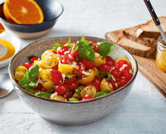 Tomatensalat mit Orangendressing